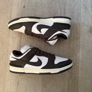 Nike Wmns Dunk Low Twist ‘Baroque Brown’DZ2794-003 Size 10 New